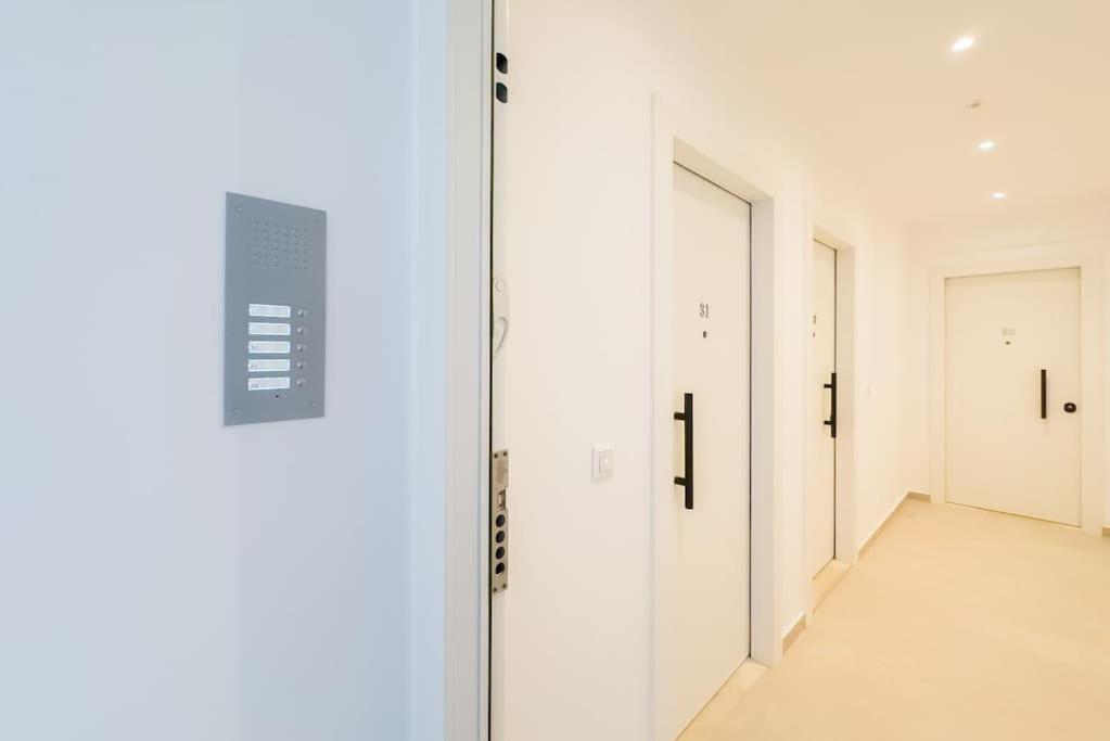 Stylish Comfort In Centre Athens