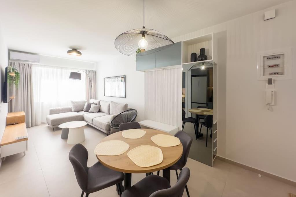 Apartment Stylish Comfort In Centre *