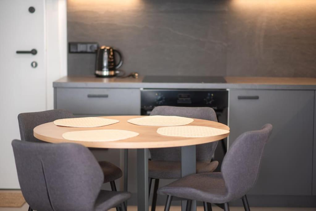 Apartment Stylish Comfort In Centre *