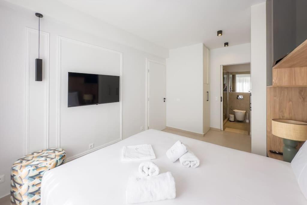 Stylish Comfort In Centre