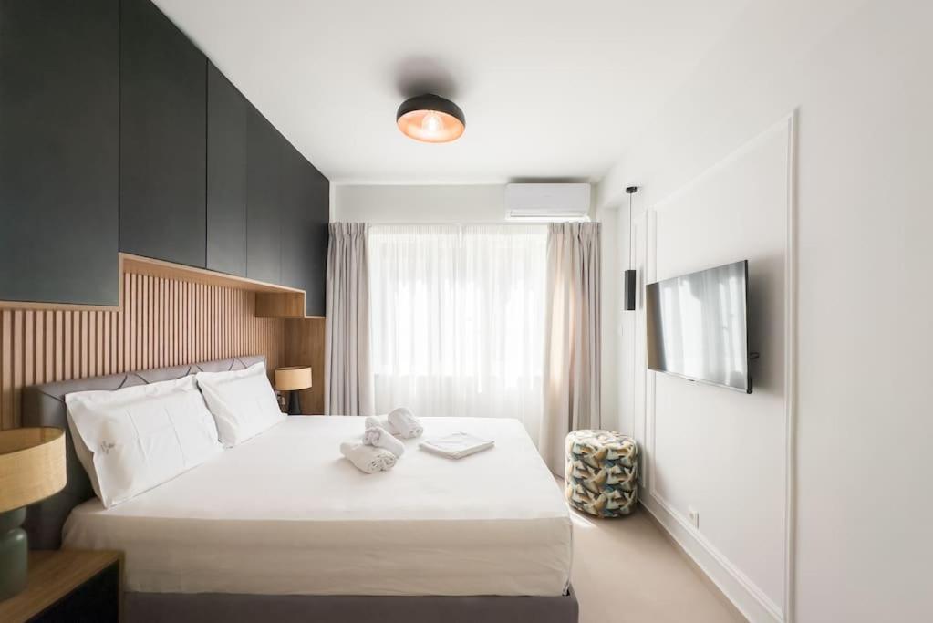 Stylish Comfort In Centre Apartment *
